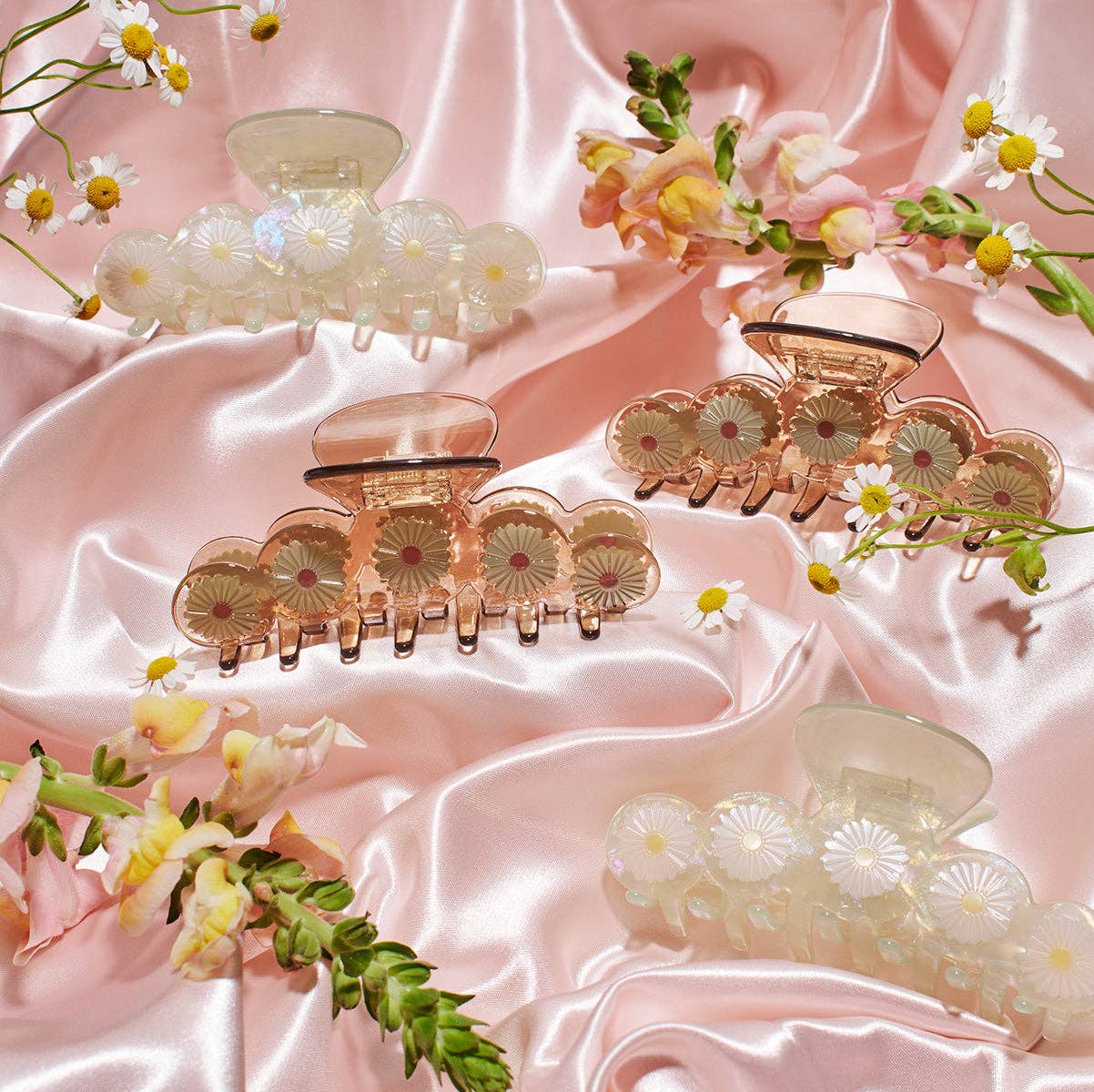 Eclipta Daisy Flower XL Hair Claw in Clear Brown Acetate - Lalka Beauty Co.