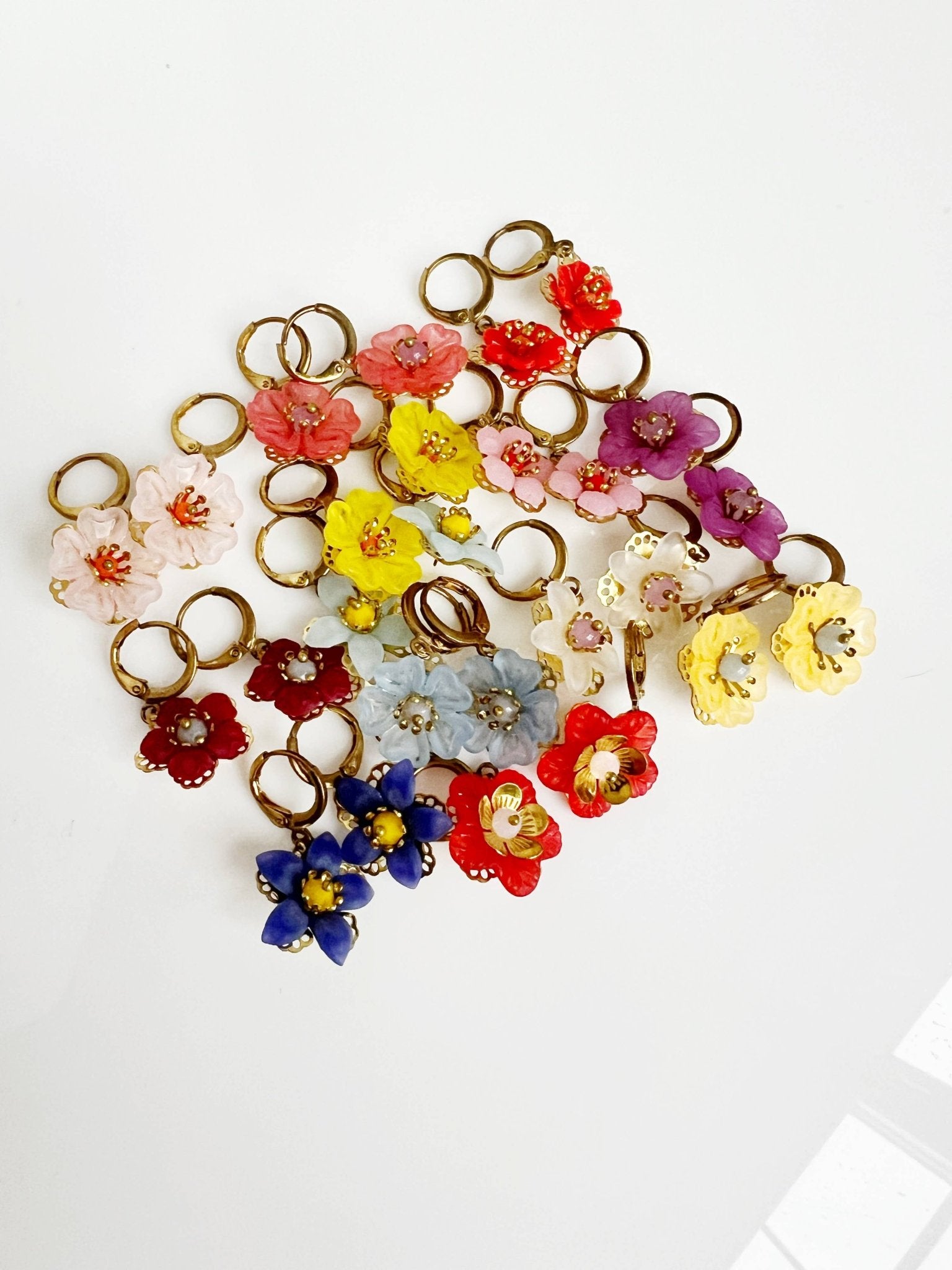 Small Flower Earrings - Lalka Beauty Co.