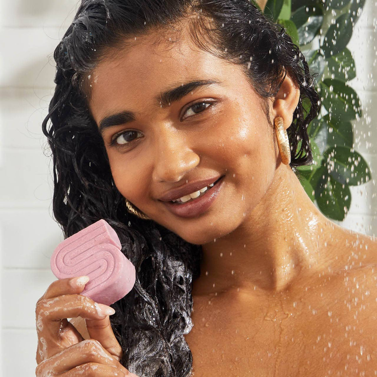 Kitsch Castor Oil Nourishing Solid Shampoo Bar