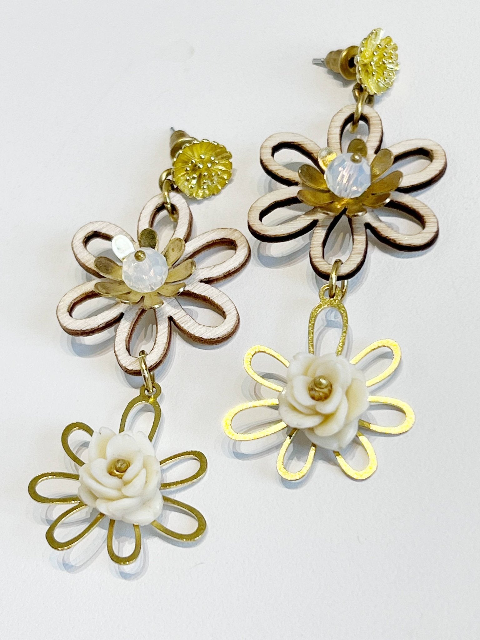Beauty Vintage Double Flower Dangle Earrings in Creme/Beige - Lalka Beauty Co.