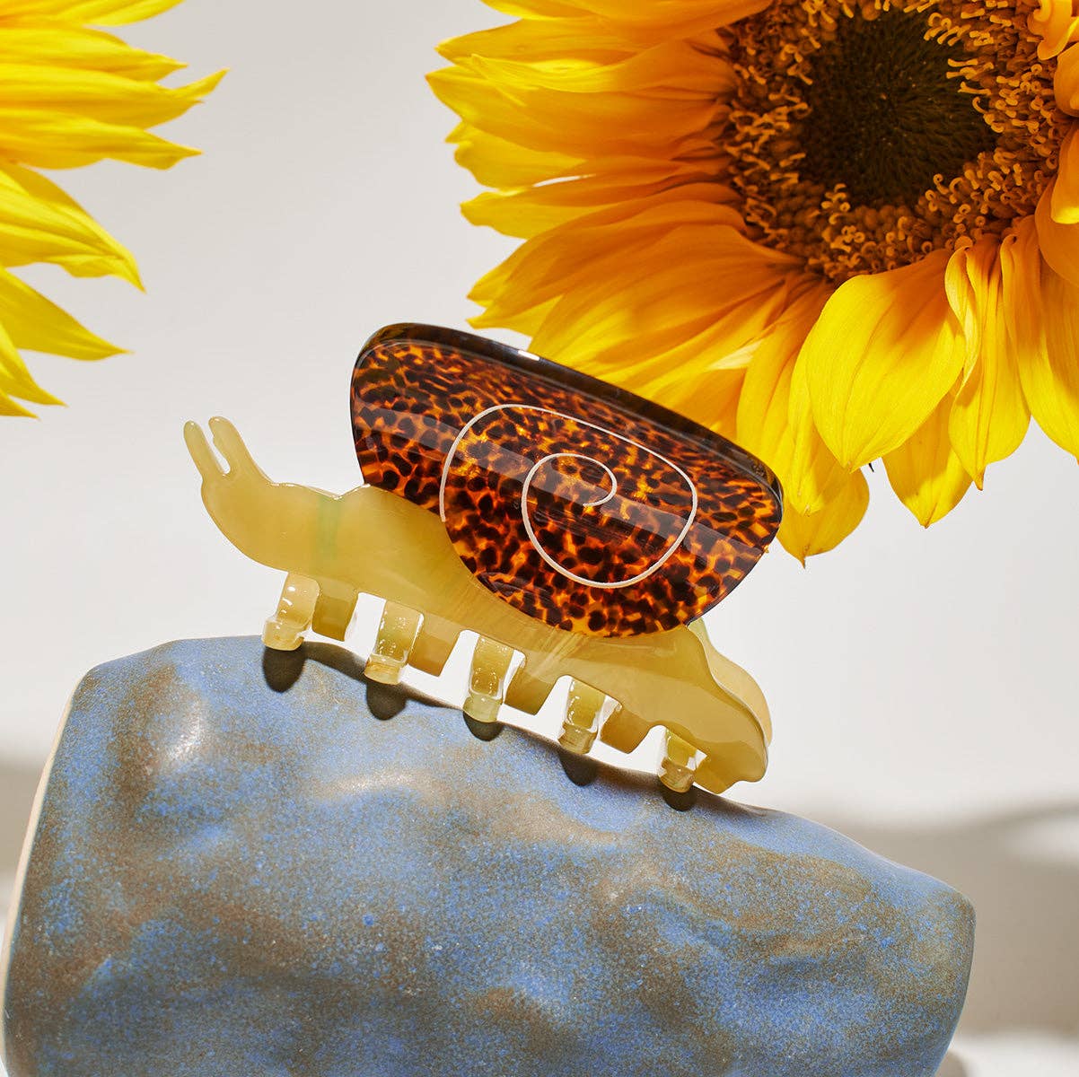 Garden Snail Small Hair Claw in Yellow and Amber Acetate - Lalka Beauty Co.
