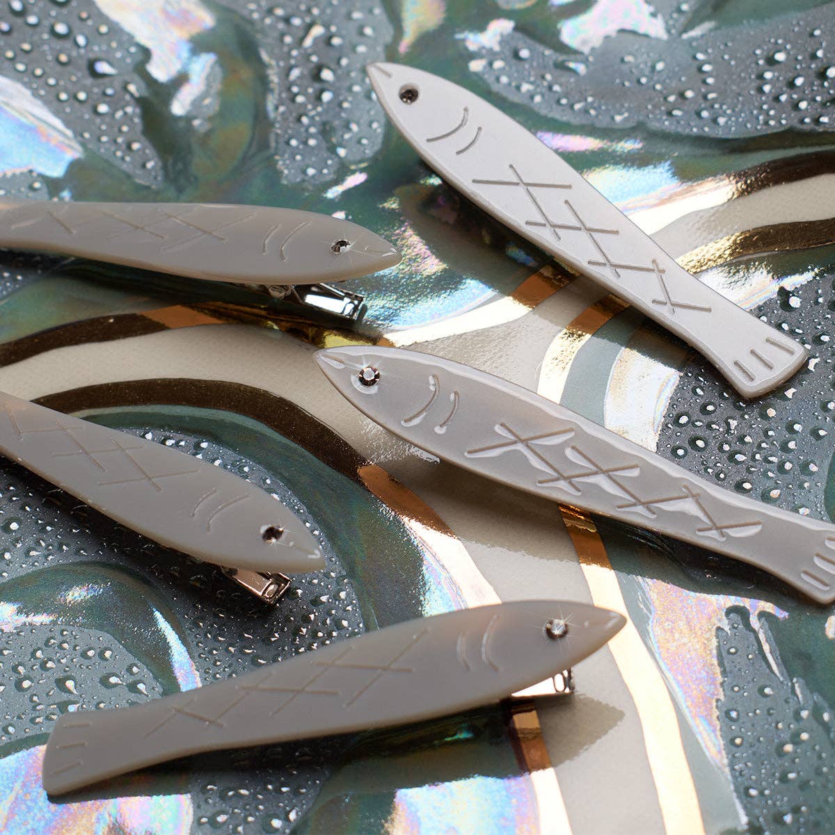 Sardine Fish Hair Clip Set in Silver Acetate with Rhinestone - Lalka Beauty Co.