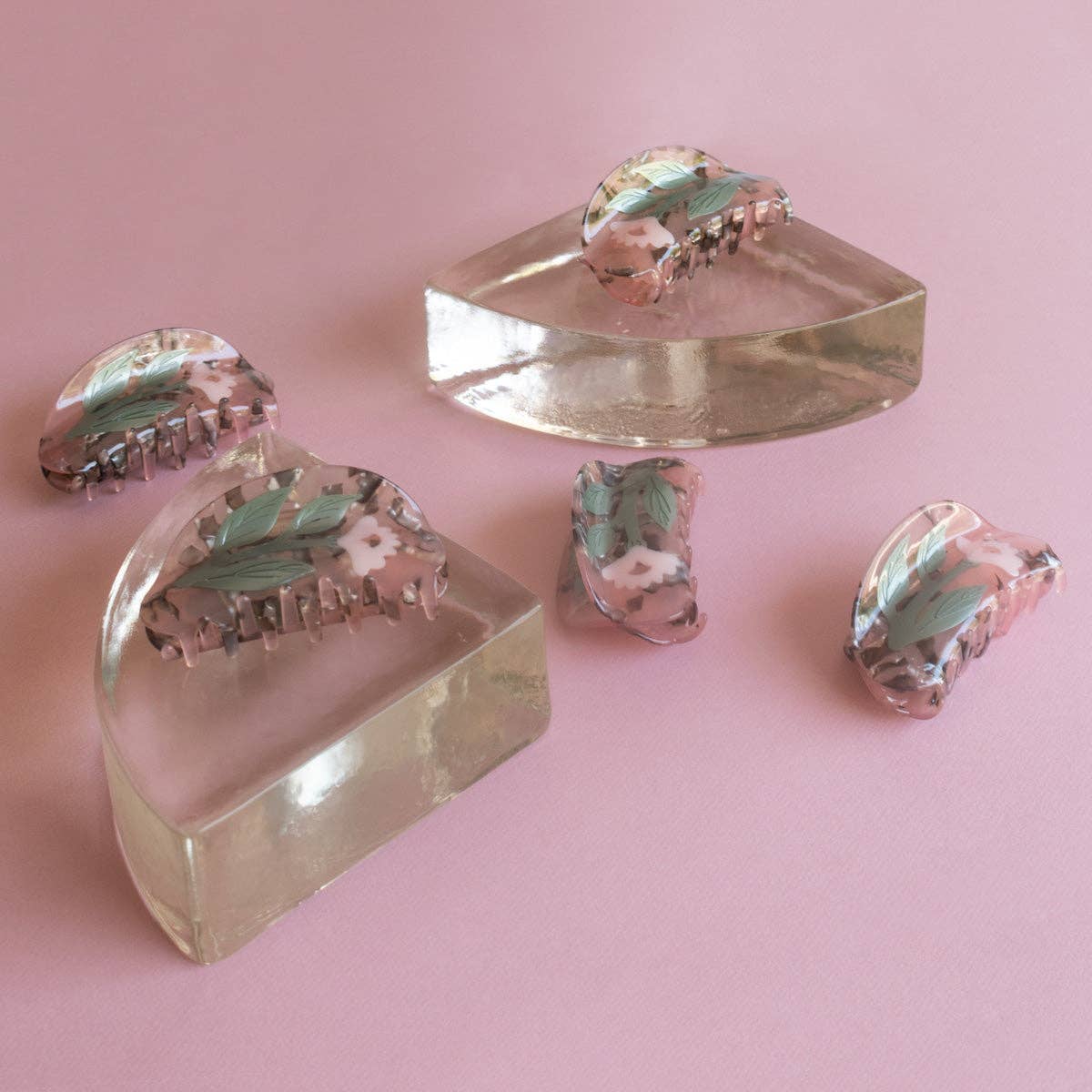 Woodland Sorrel Flower Hair Claw in Frosted Pink Acetate - Lalka Beauty Co.